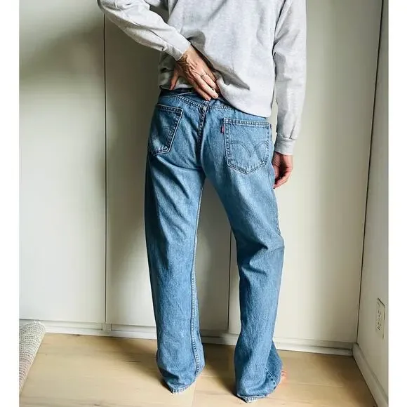 Levi's 505 Denim Jeans Size Waist 35 Classic Loose Fit Baggy Medium Wash - Picture 6 of 14